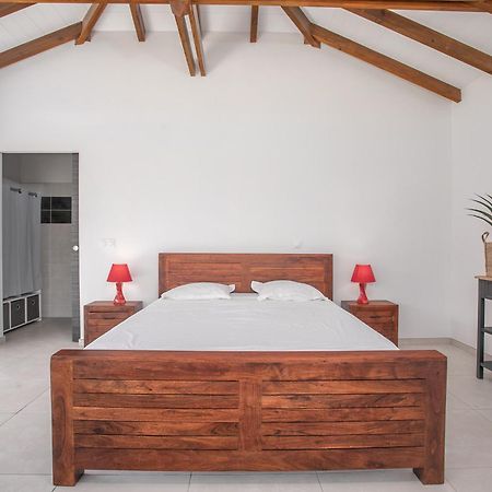 Bungalow Pom 1, Piscine, A 5 Min Des Plages 勒沃克兰 外观 照片